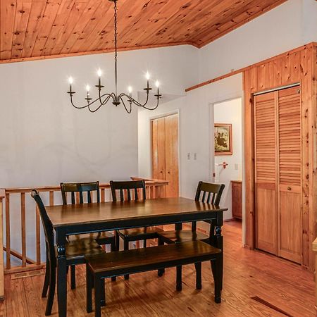 Bryson City Cabin With Hot Tub, Views And Pool Table! エクステリア 写真